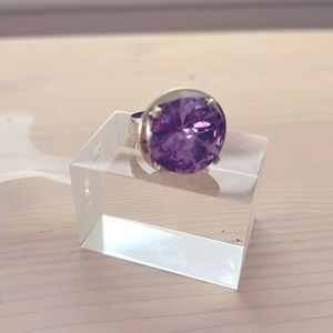 Silver ring with lilac crystal made in Peru. Unique